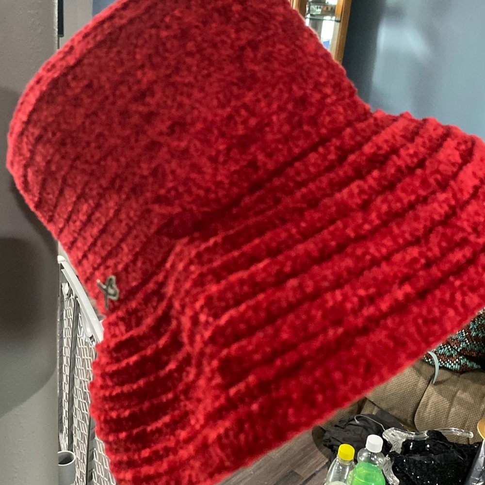 Vintage red hat by Betmar New York
